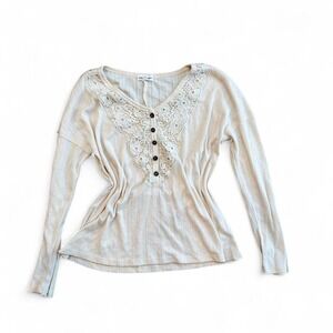 Cream lace button up long sleeve henley